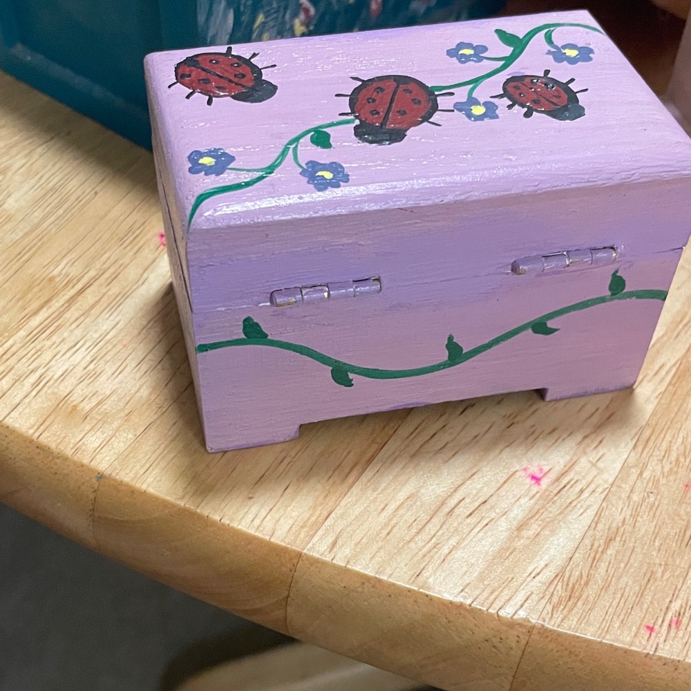 Jewelry box Hand Painted Purple with Ladybug Design - Picture 2 of 5